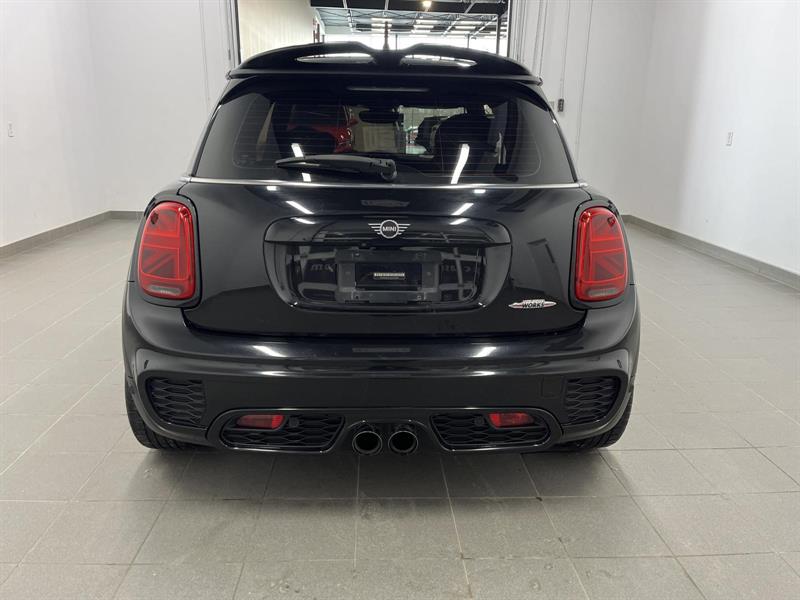 mini Hatchback 2019 - 4