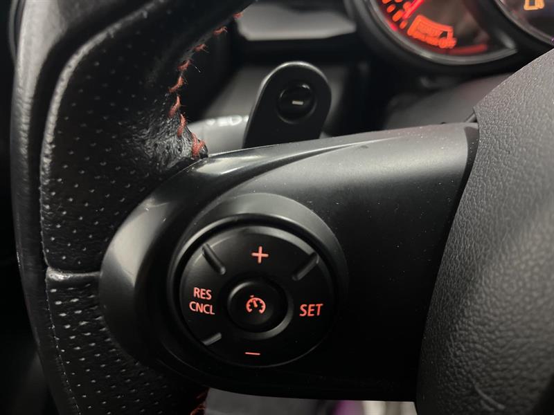 mini Hatchback 2019 - 14