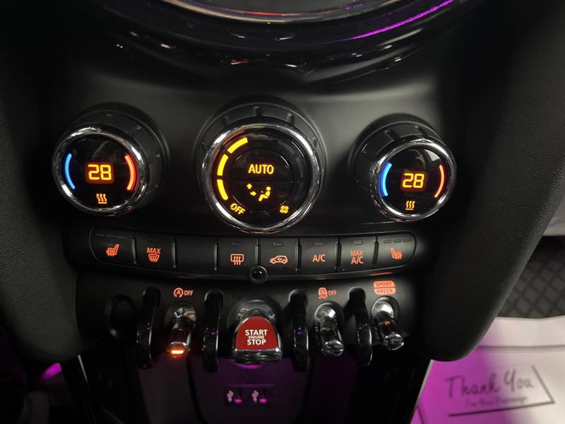 mini Hatchback 2019 - 18