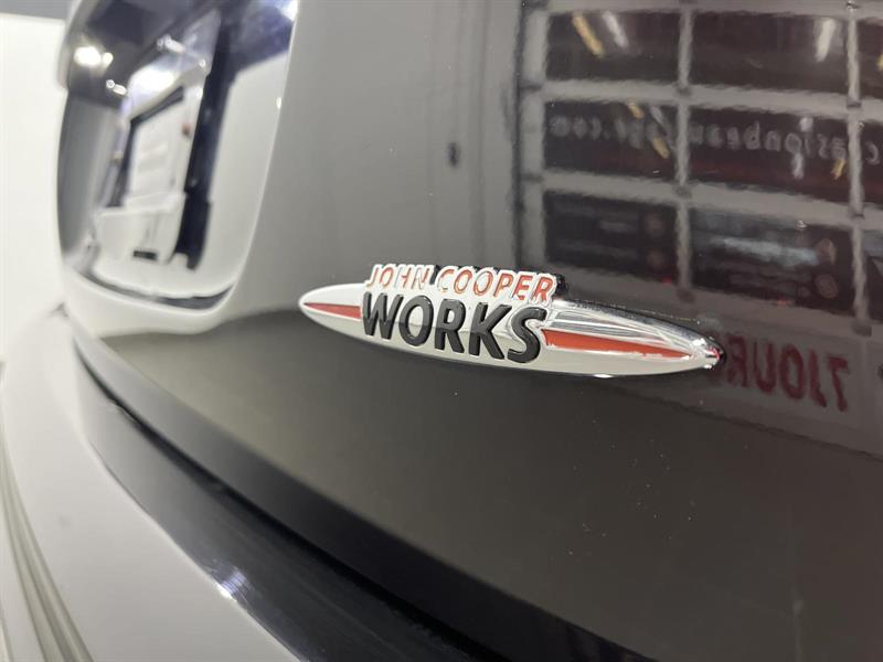 mini Hatchback 2019 - 25