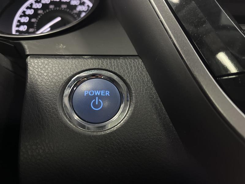 toyota Camry 2023 - 12