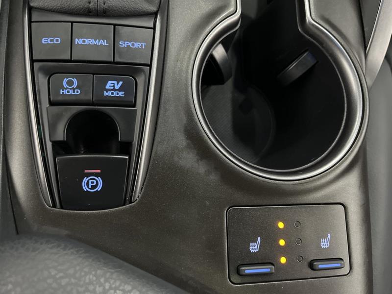 toyota Camry 2023 - 17