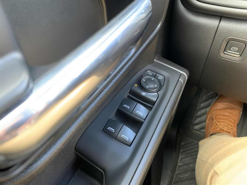 chevrolet Silverado 1500 2023 - 16