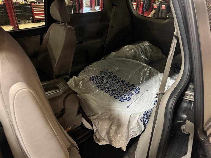 kia Sedona Lx 2018 - 8