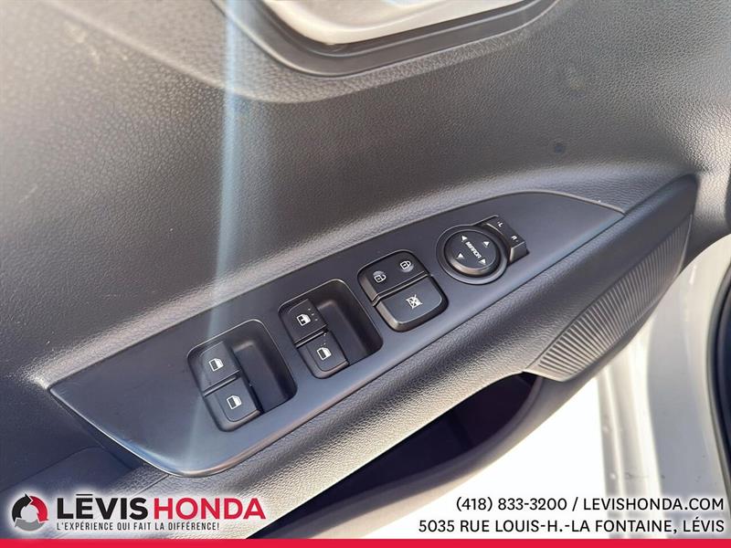 kia Rio 5 portes LX+ 2022 - 17