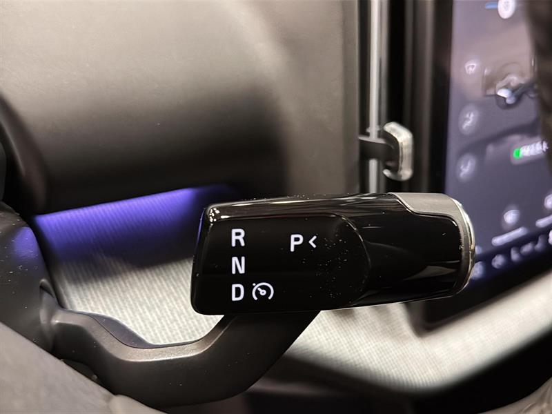 volvo EX30 2025 - 18