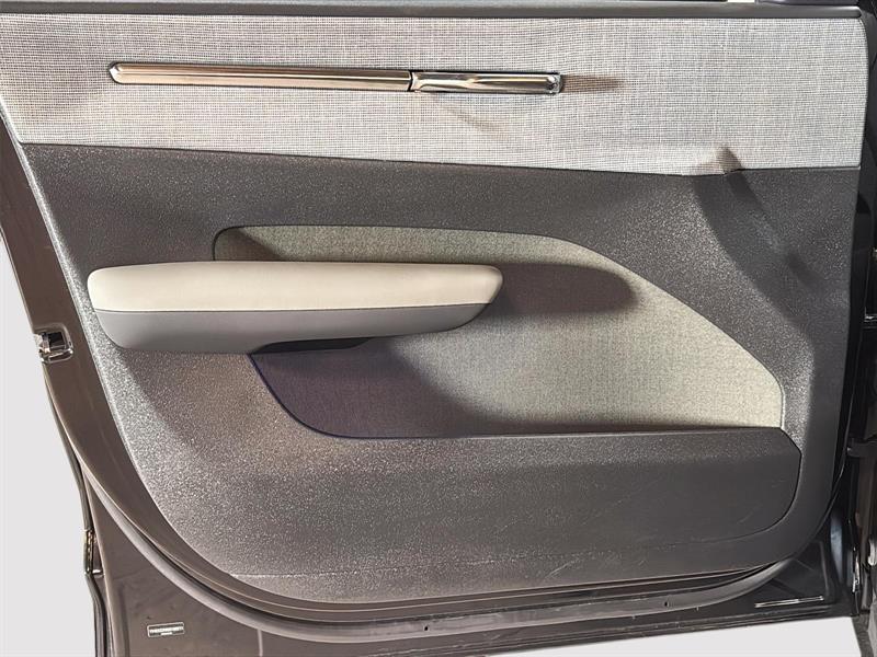 volvo EX30 2025 - 25