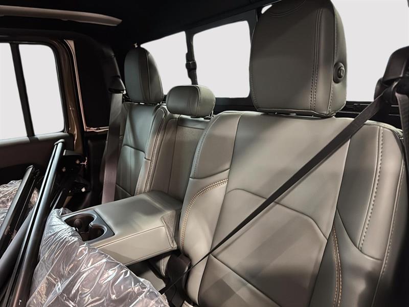 jeep Gladiator 2026 - 26