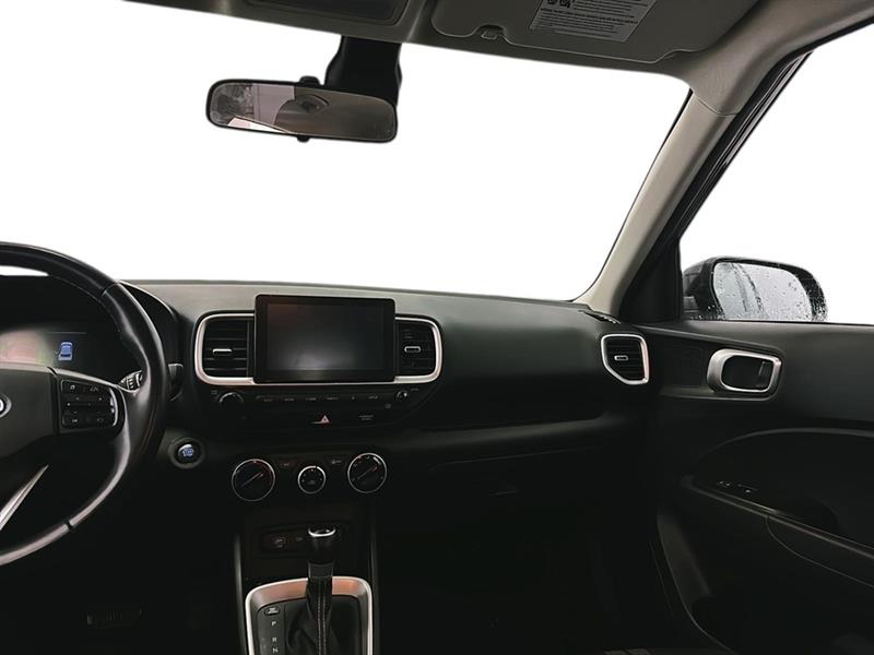 hyundai Venue 2023 - 13