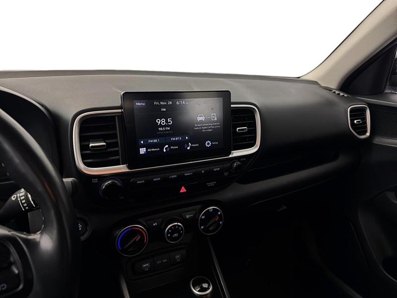 hyundai Venue 2023 - 18