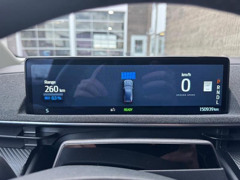 ford Mustang Mach-E 2021 - 24