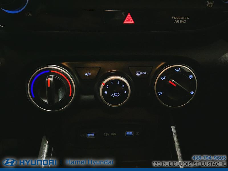 hyundai Venue 2022 - 17