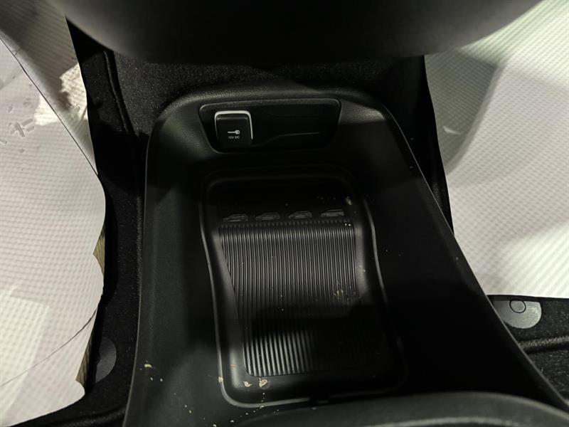 chrysler Pacifica 2026 - 21