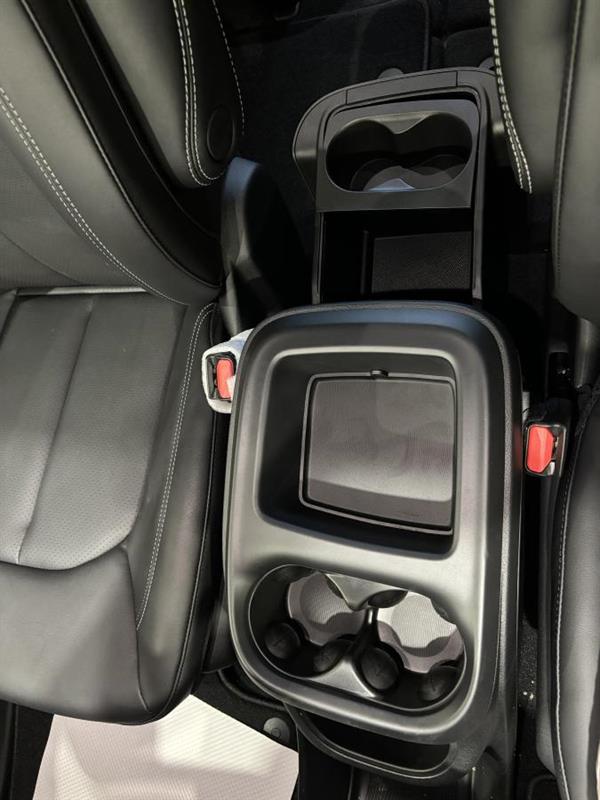 chrysler Pacifica 2026 - 23