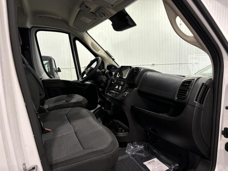 ram ProMaster 2025 - 9