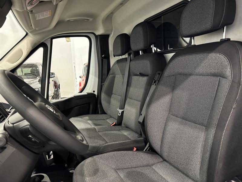 ram ProMaster 2025 - 16