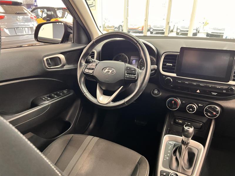 hyundai Venue 2022 - 11
