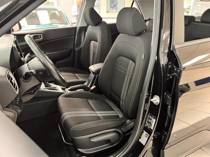 hyundai Venue 2022 - 14