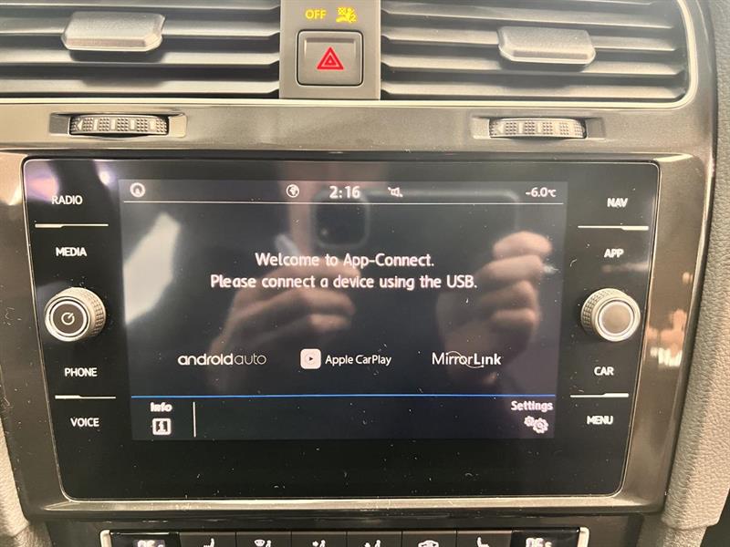 volkswagen Golf 2020 - 27