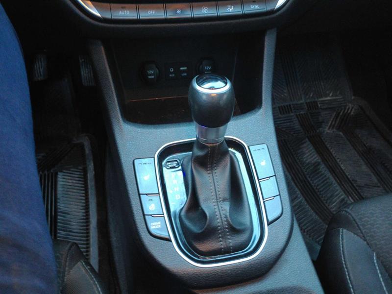 hyundai Elantra GT 2018 - 12