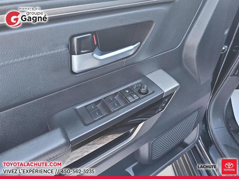 toyota Sequoia 2024 - 13