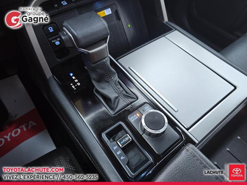 toyota Sequoia 2024 - 17