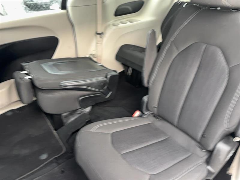 chrysler Grand Caravan 2024 - 11