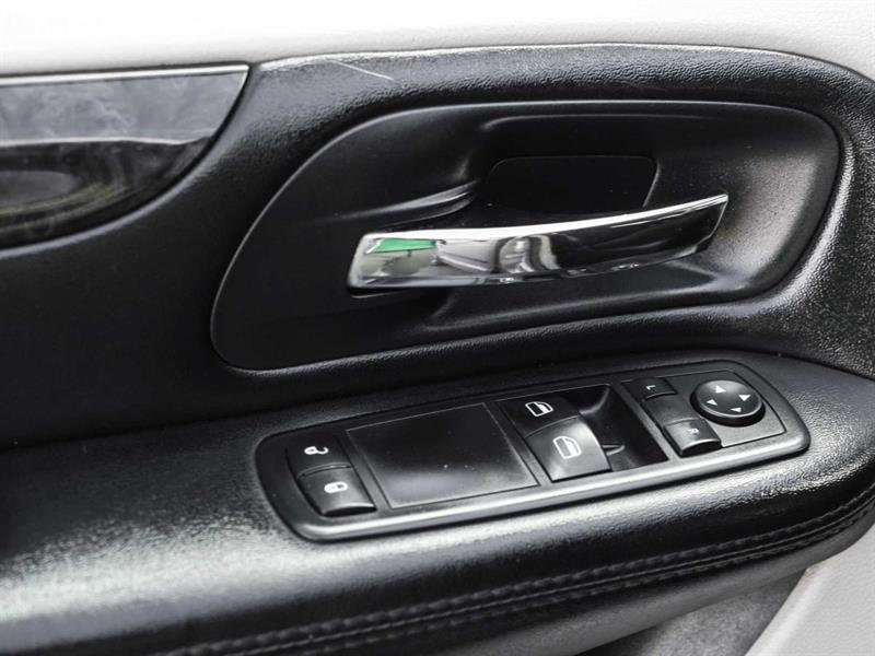 dodge Grand Caravan 2015 - 24