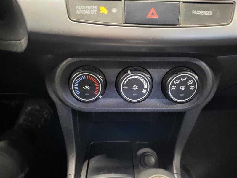 mitsubishi Lancer 2011 - 24