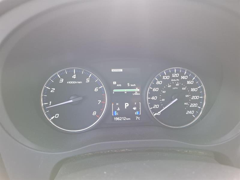 mitsubishi Outlander 2016 - 15