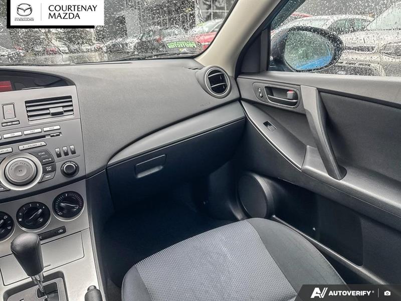 mazda Mazda3 2010 - 13