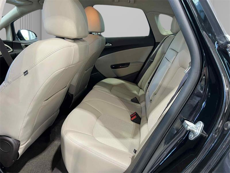 buick Verano 2017 - 21