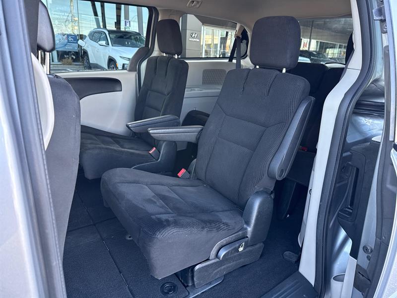 dodge Grand Caravan 2017 - 12