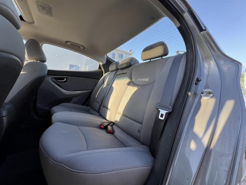 hyundai Elantra 2012 - 21