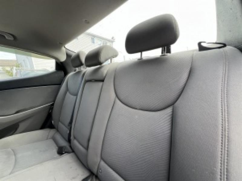 hyundai Elantra 2012 - 18