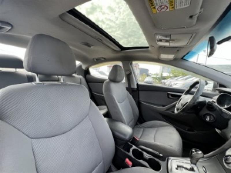 hyundai Elantra 2012 - 23