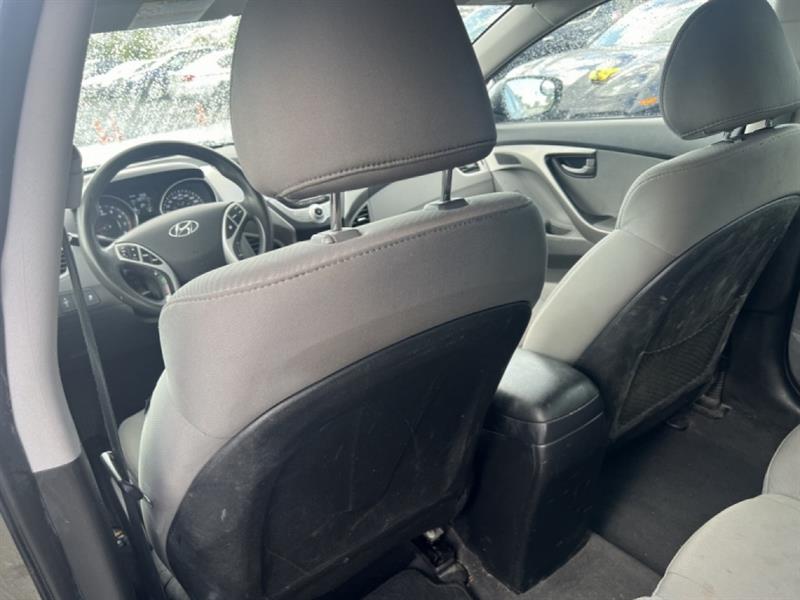 hyundai Elantra 2012 - 19
