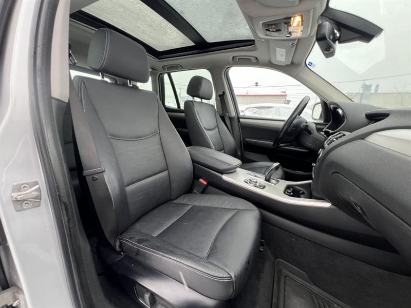 bmw X3 2012 - 25