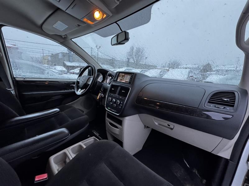 dodge Grand Caravan 2016 - 21