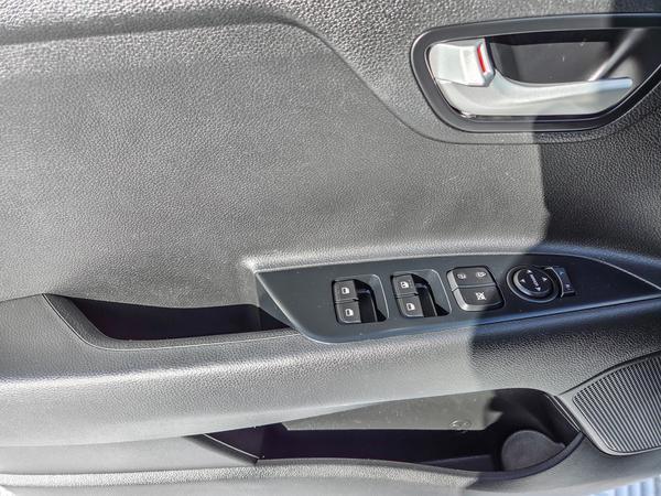 kia Rio 5 portes 2018 - 10