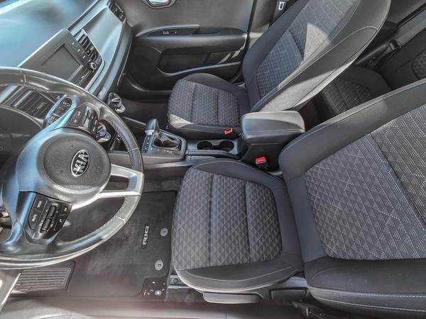 kia Rio 5 portes 2018 - 12