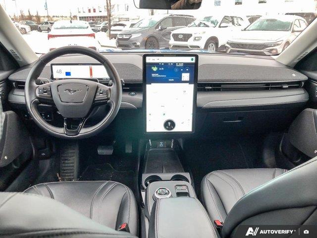 ford Mustang Mach-E 2023 - 23