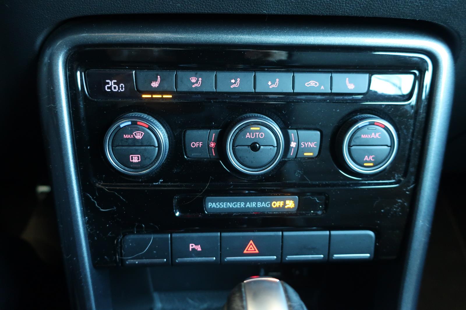 volkswagen Beetle Convertible 2018 - 9