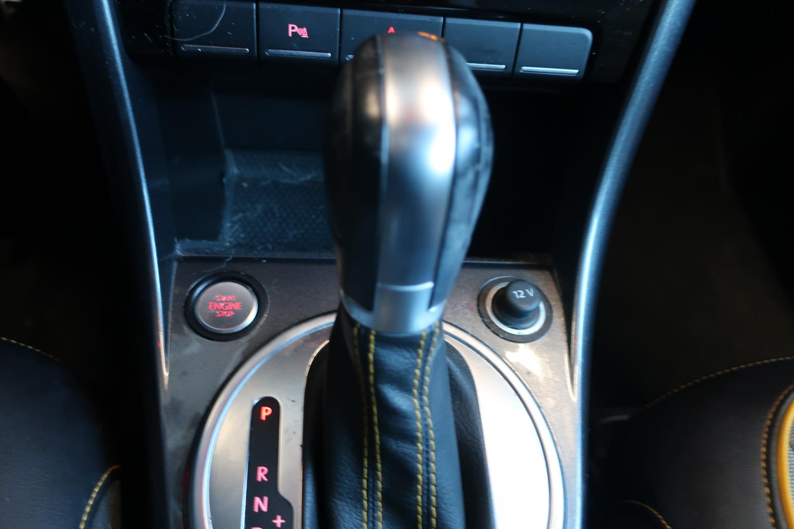 volkswagen Beetle Convertible 2018 - 10