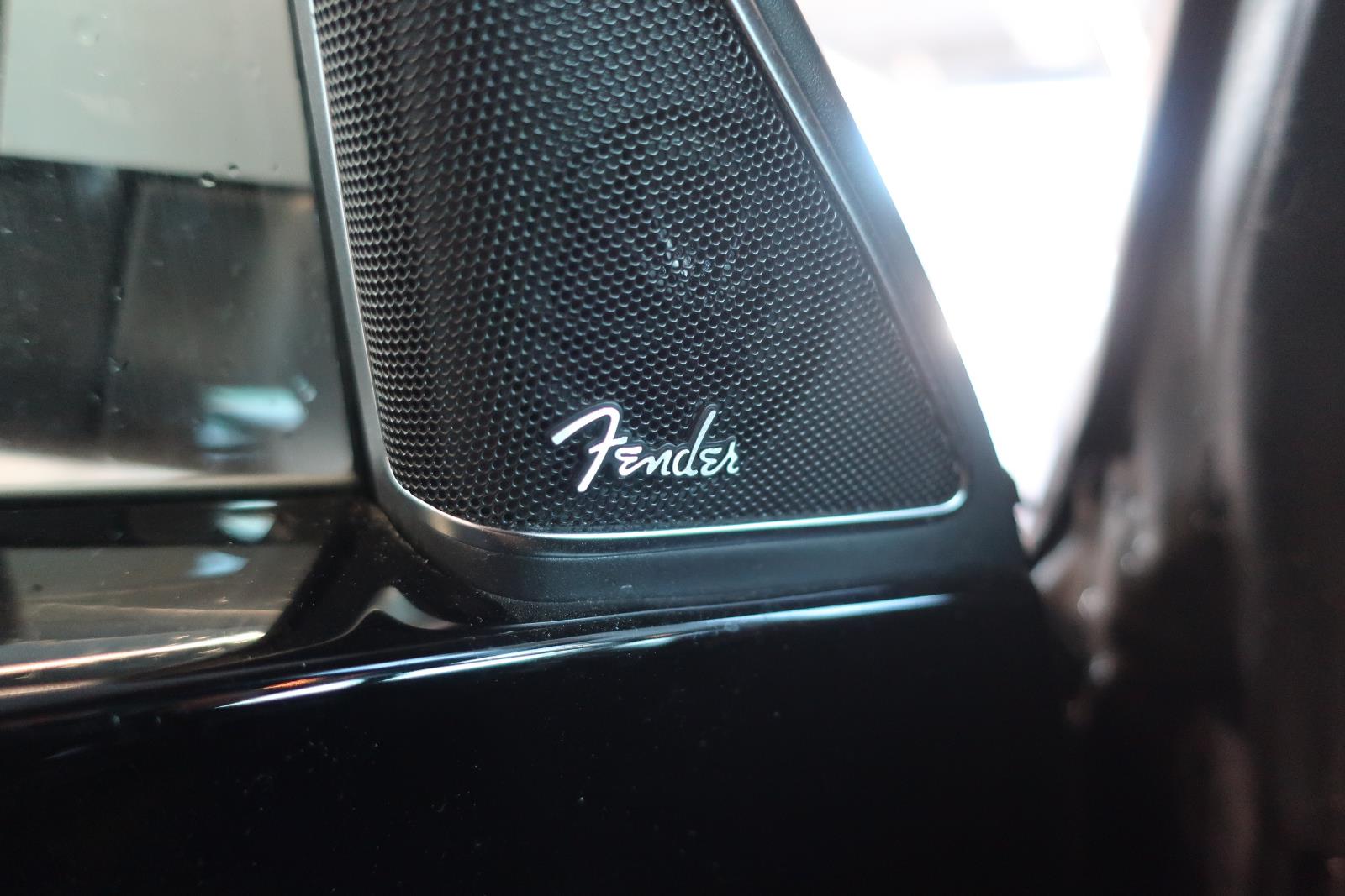 volkswagen Beetle Convertible 2018 - 11