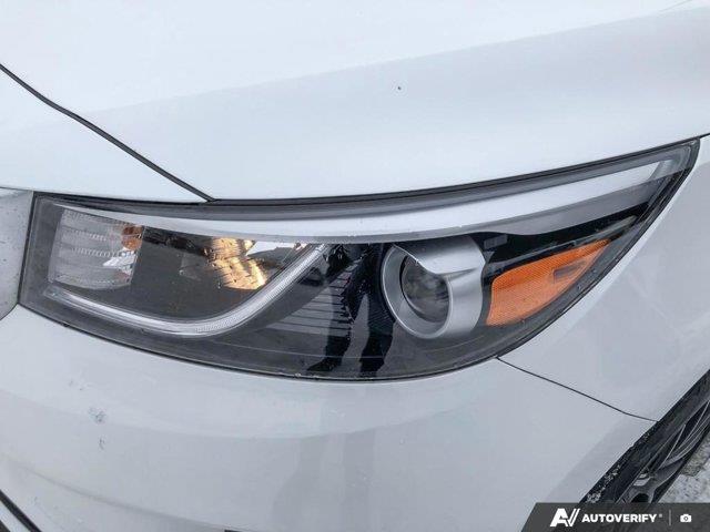 kia Sedona 2016 - 10