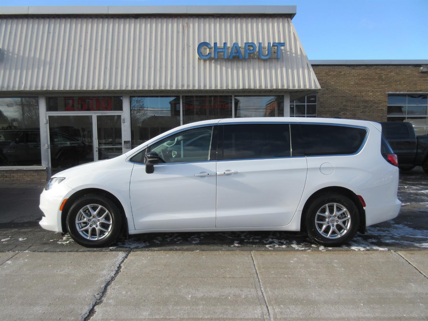 chrysler Grand Caravan 2024 - 2