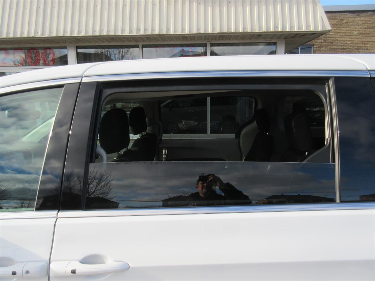 chrysler Grand Caravan 2024 - 7