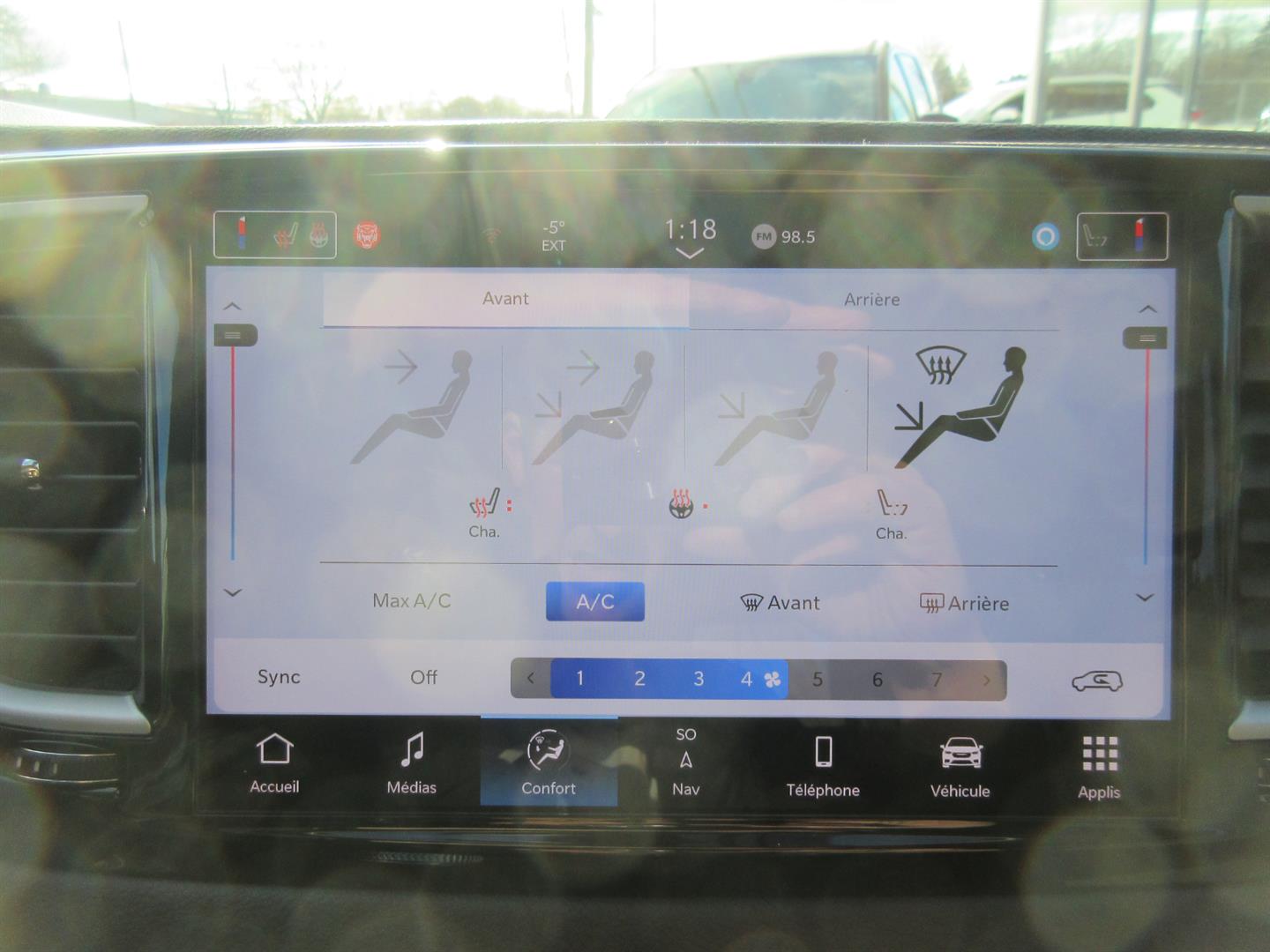 chrysler Grand Caravan 2024 - 33