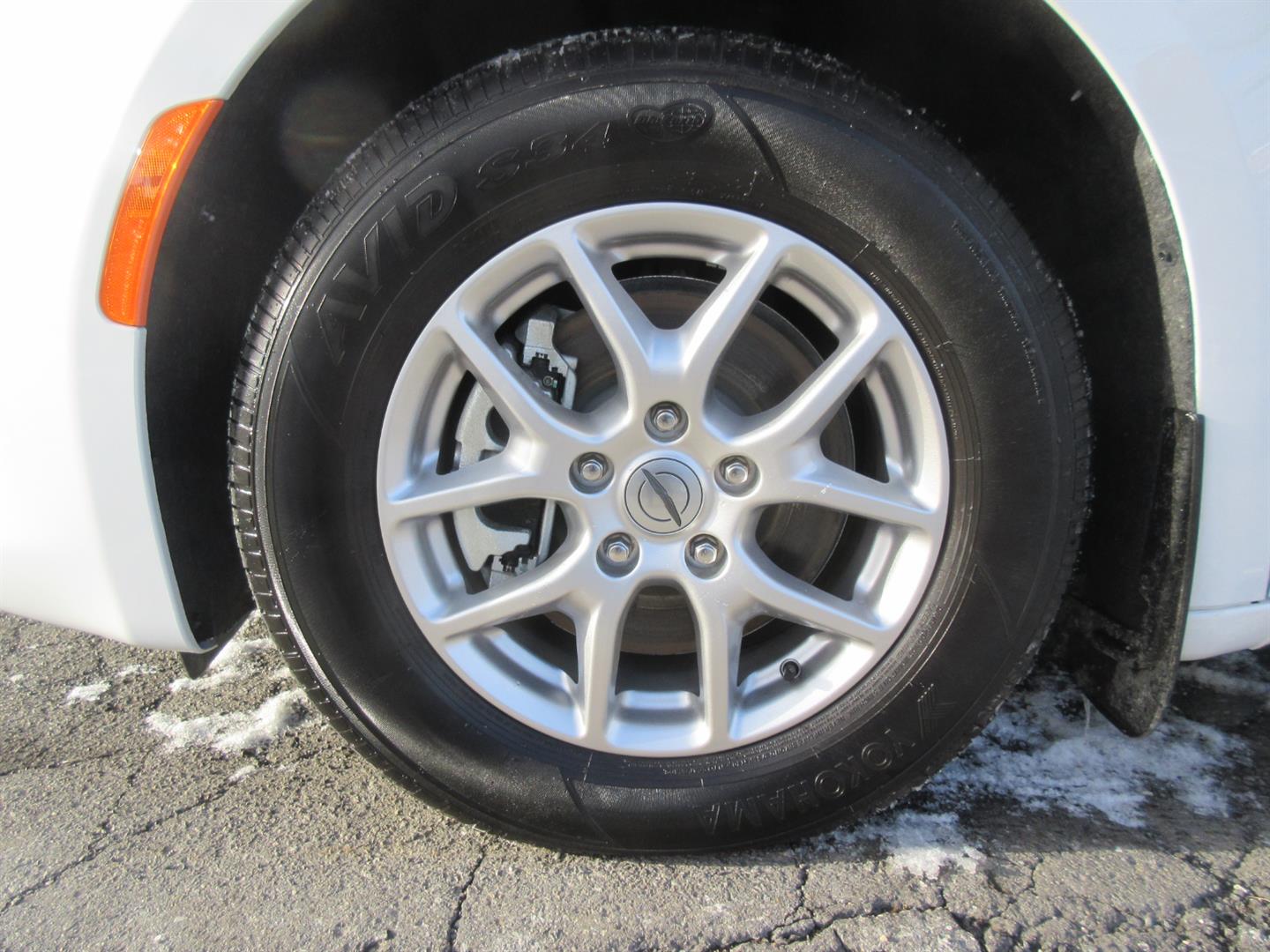 chrysler Grand Caravan 2024 - 16